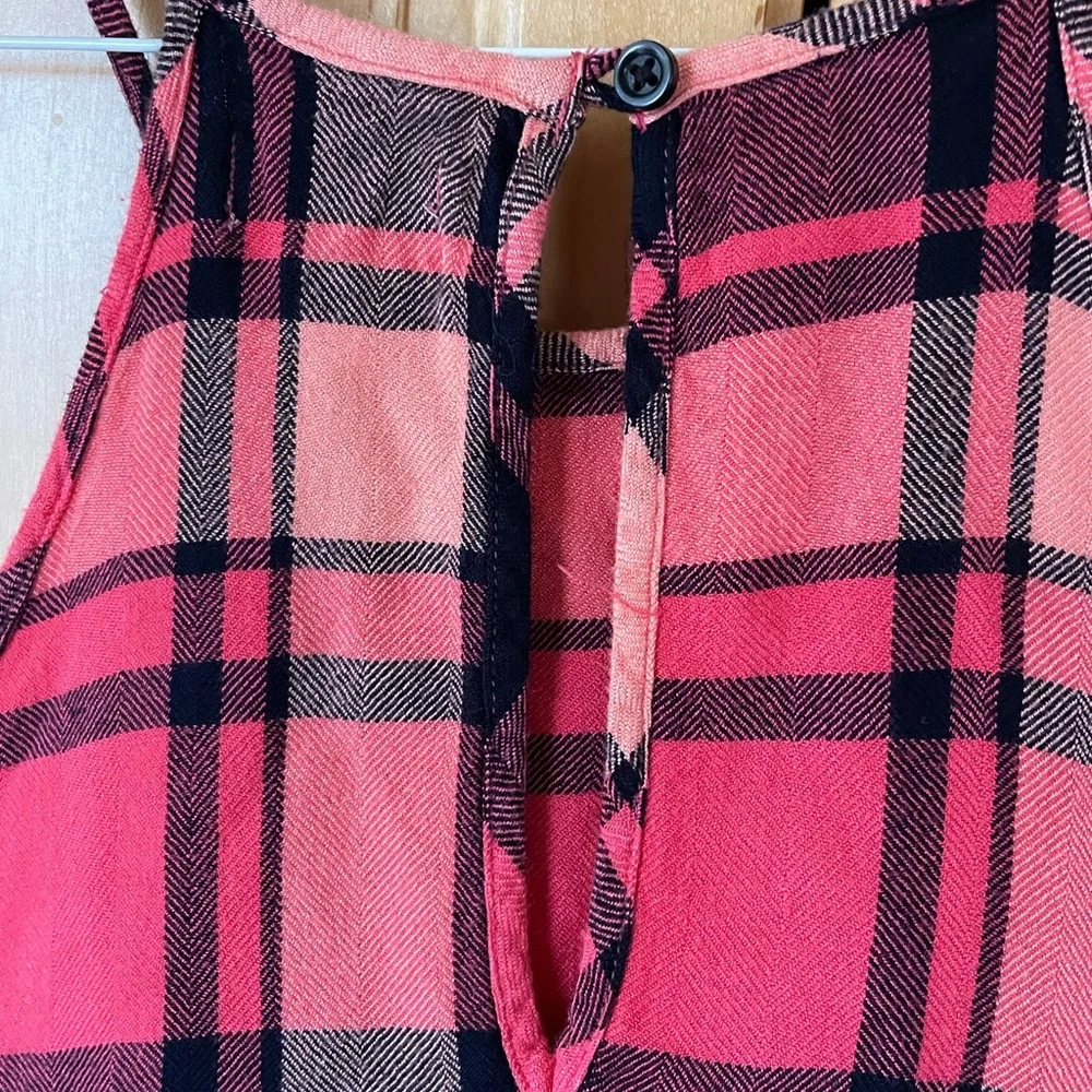 Spring/summer dress with shades of pink and black flannel print. Size Large - Picture 4 of 7